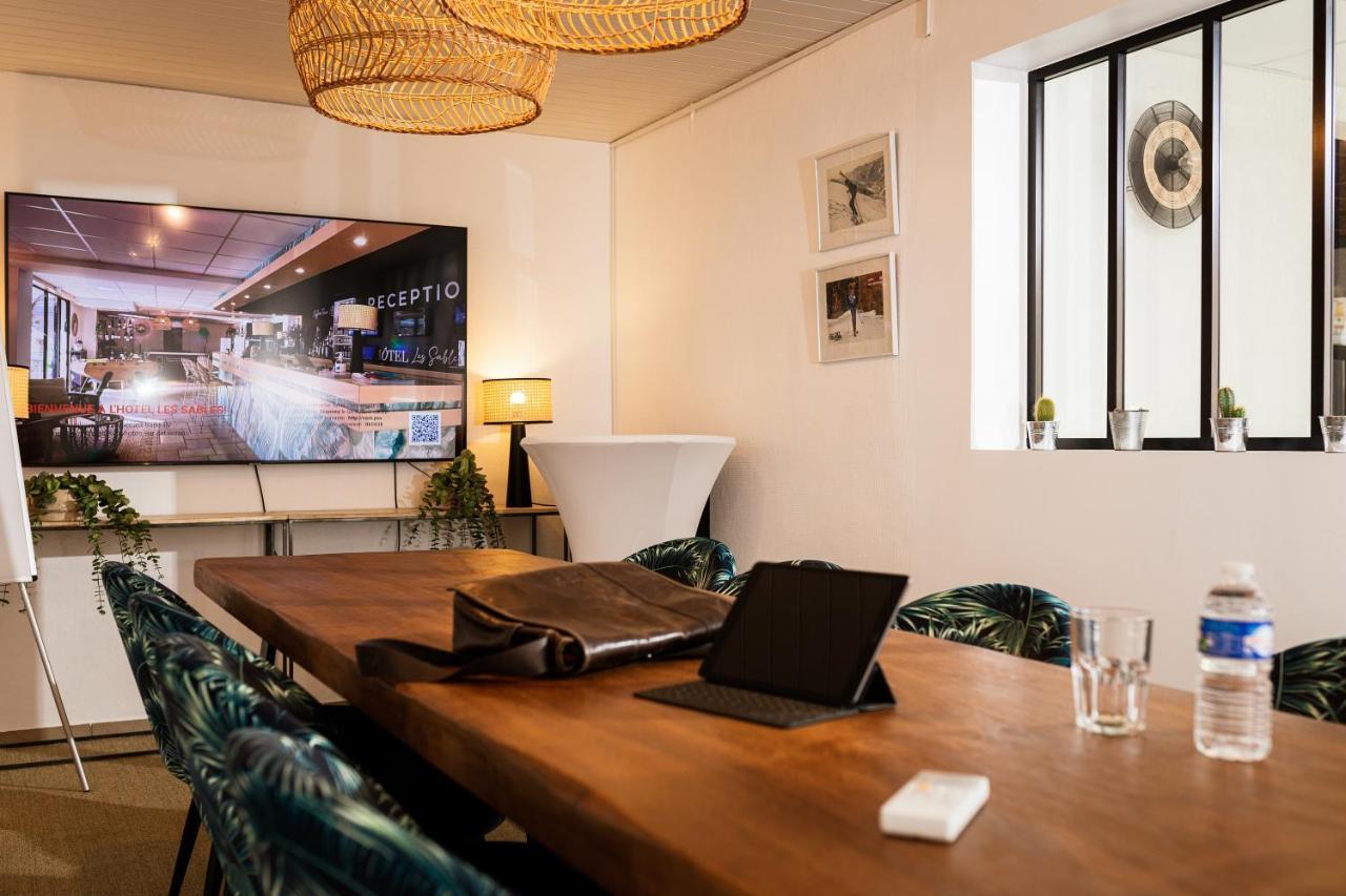 Hotel Les Sables - Urban Style - By Logis Hotels Canet-en-Roussillon Exterior foto