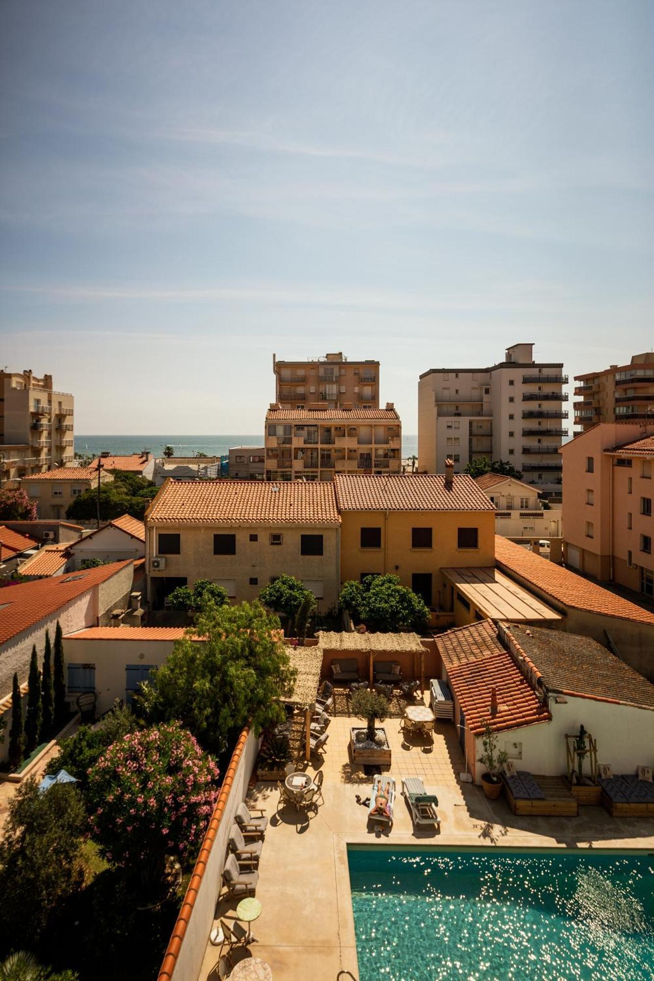 Hotel Les Sables - Urban Style - By Logis Hotels Canet-en-Roussillon Exterior foto